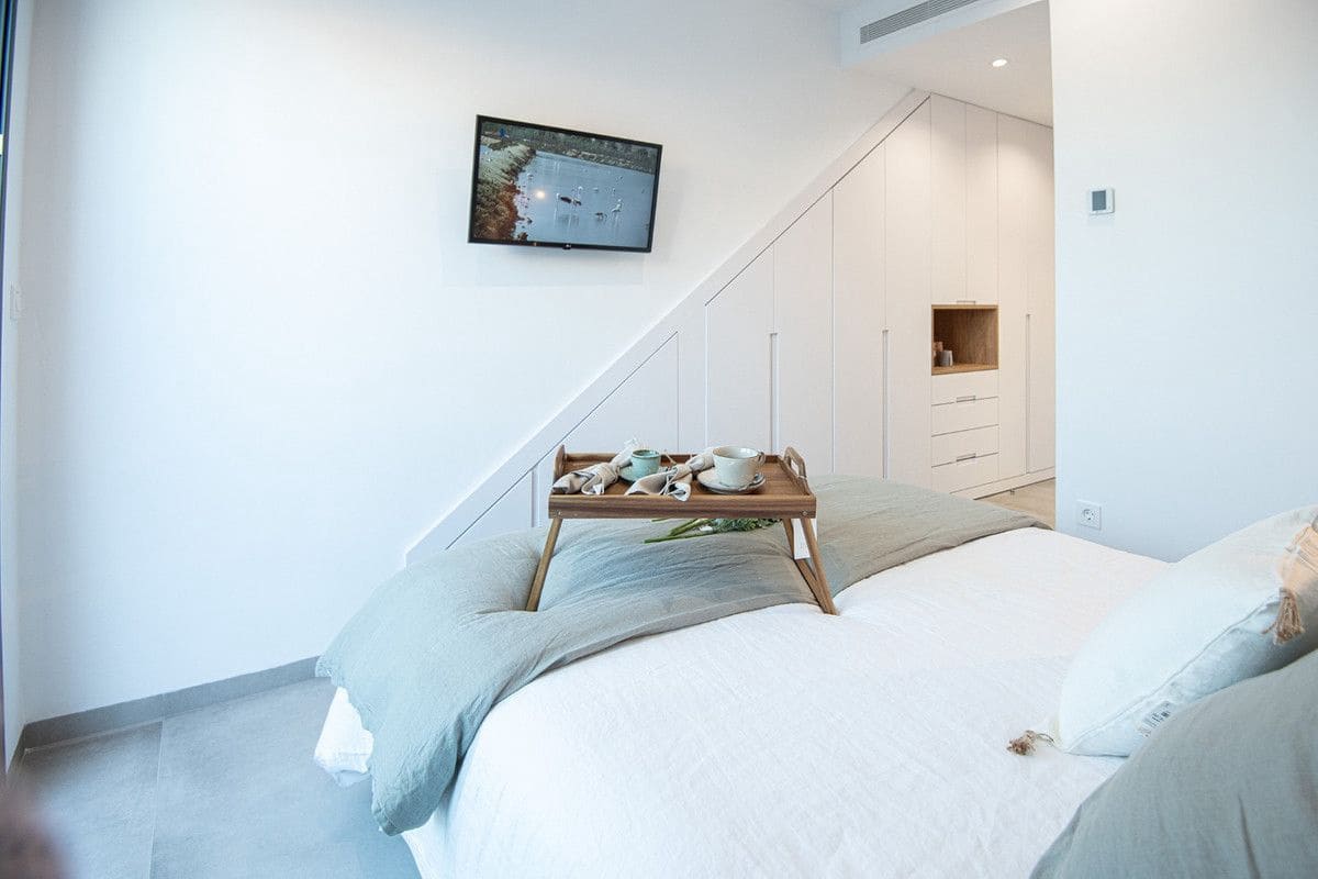 Chalet de 3 habitaciones en Santiago de la Ribera en venta con piscina - 595.000 € (Ref: 9992825)