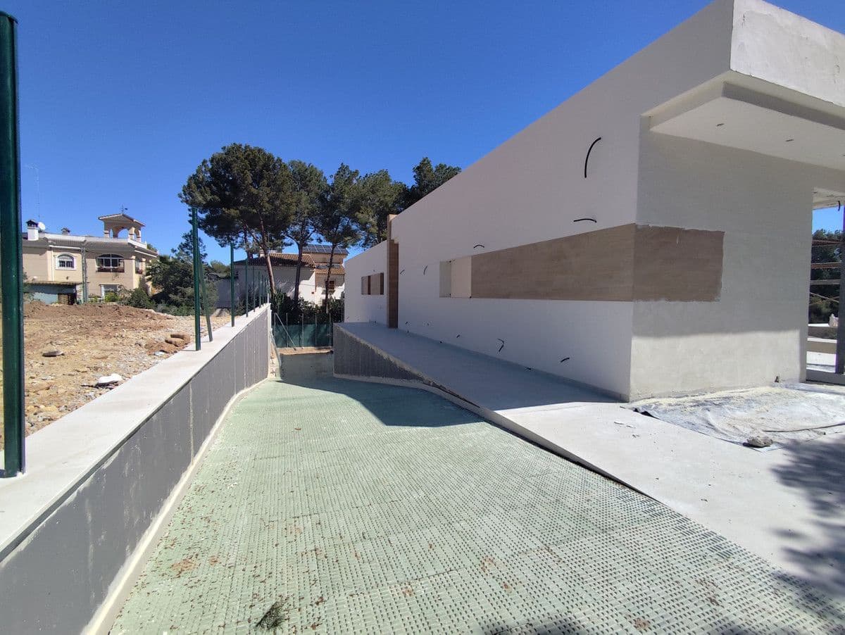3 soverom Villa til salgs i Pinar de Campoverde med svømmebasseng - € 845 000 (Ref: 9992847)
