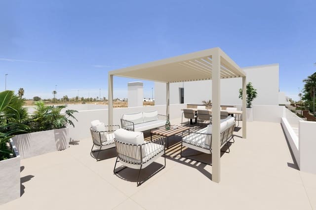 Chalet de 3 habitaciones en Los Alcázares en venta con piscina - 459.000 € (Ref: 9992859)