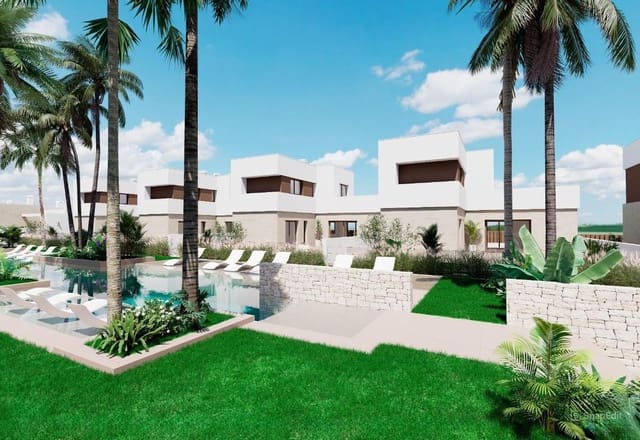 Chalet de 3 habitaciones en Los Alcázares en venta con piscina - 320.000 € (Ref: 9992860)
