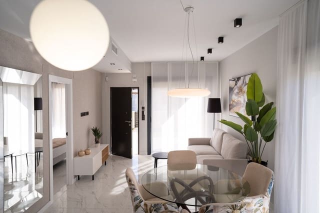 Apartamento de 3 habitaciones en Pilar de la Horadada en venta con piscina - 355.000 € (Ref: 9992864)
