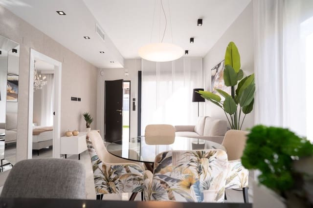 Apartamento de 3 habitaciones en Pilar de la Horadada en venta con piscina - 355.000 € (Ref: 9992864)