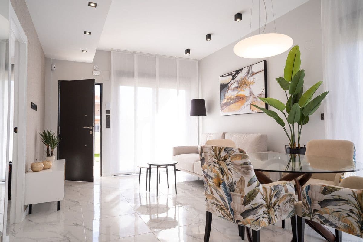 3 slaapkamer Appartement te koop in Pilar de la Horadada met zwembad - € 355.000 (Ref: 9992864)