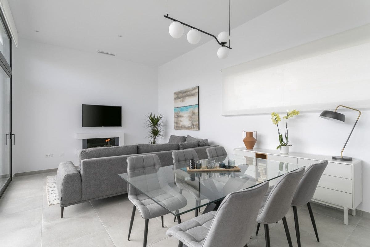 3 makuuhuone Huvila myytävänä paikassa Calasparra mukana uima-altaan - 359 000 € (Ref: 9992888)