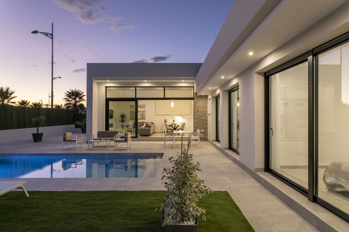 3 bedroom Villa for sale in Calasparra with pool - € 359,000 (Ref: 9992888)