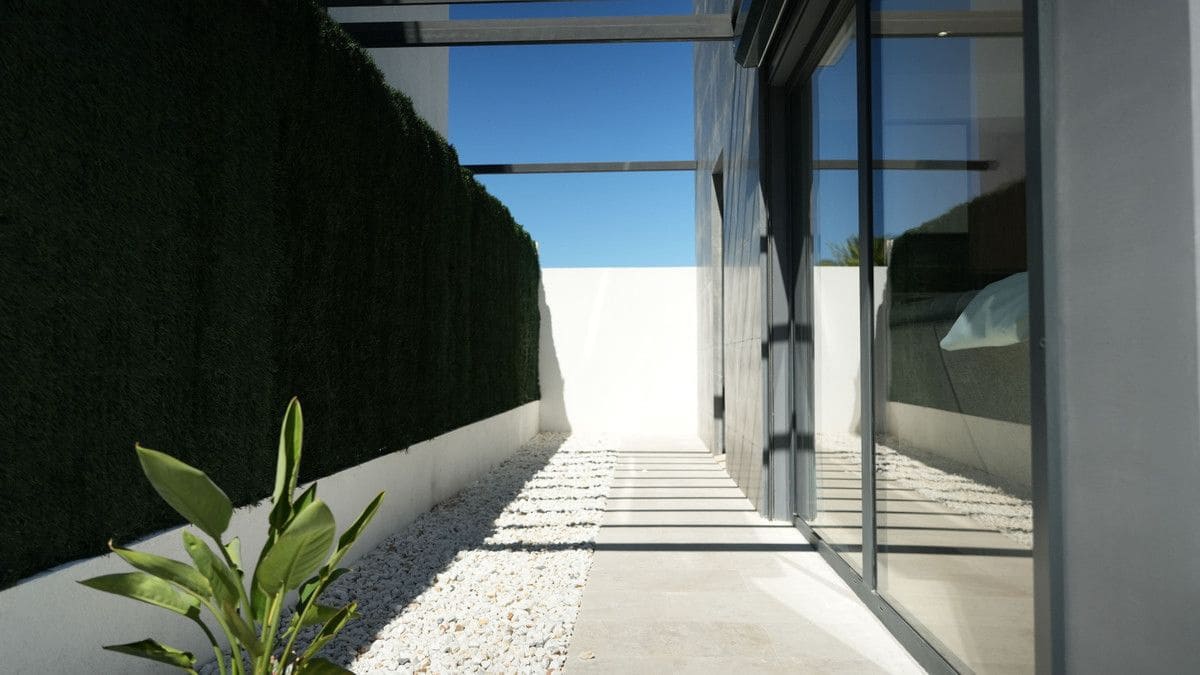 3 soveværelse Villa til salg i La Nucia med swimmingpool - € 530.000 (Ref: 9992905)