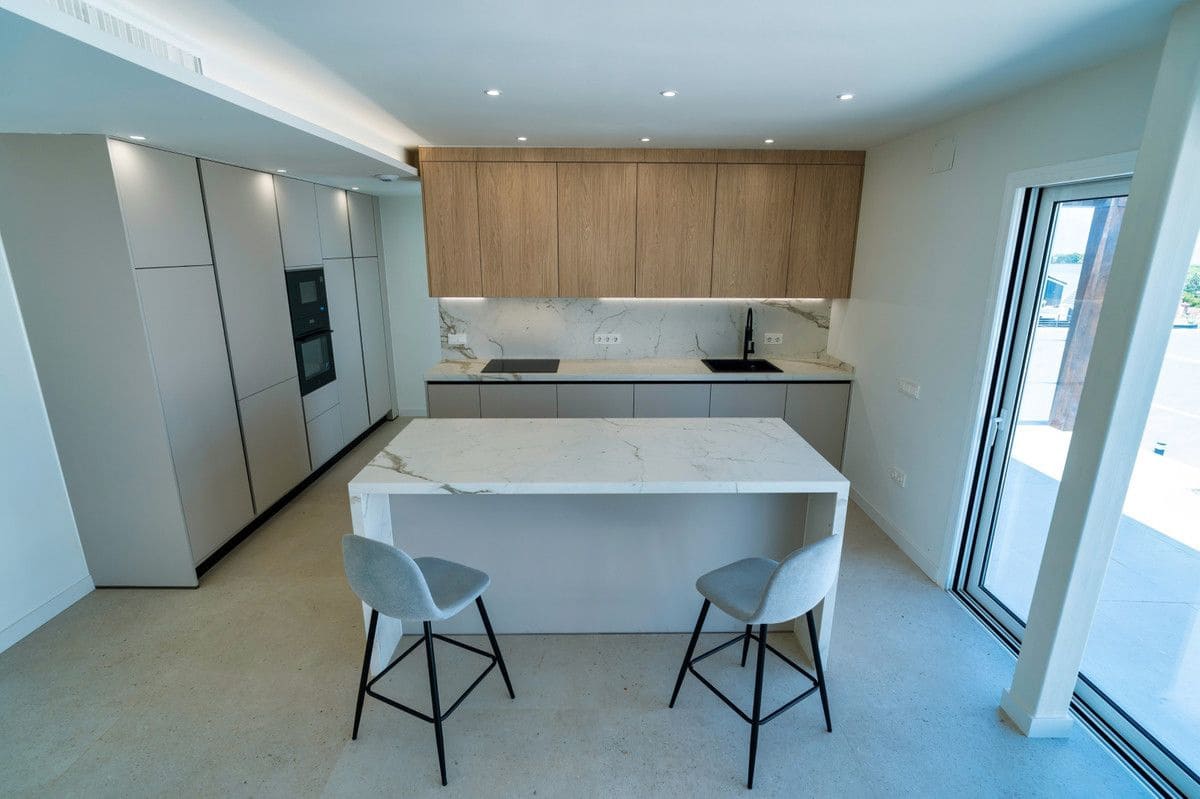 4 slaapkamer Villa te koop in Pinos de Alhaurin met zwembad - € 890.000 (Ref: 9992908)