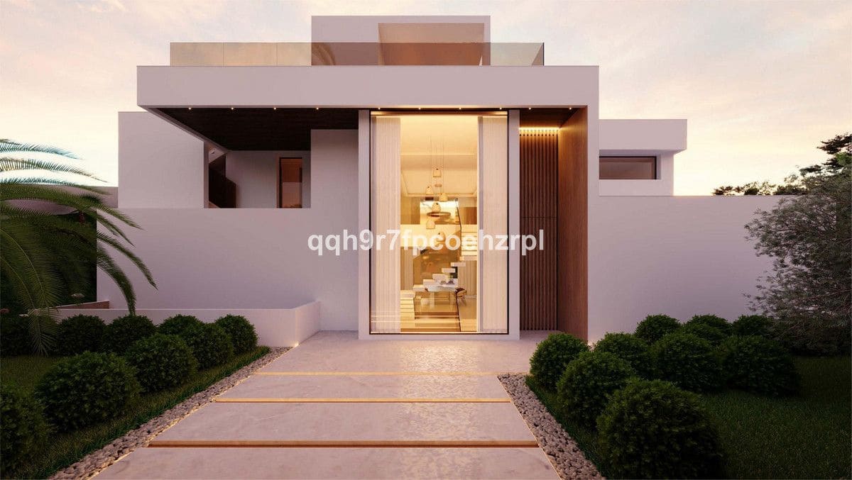 4 bedroom Villa for sale in Elviria with pool - € 4,850,000 (Ref: 9992921)