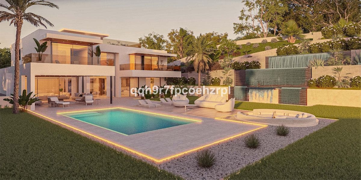 4 bedroom Villa for sale in Elviria with pool - € 4,850,000 (Ref: 9992921)