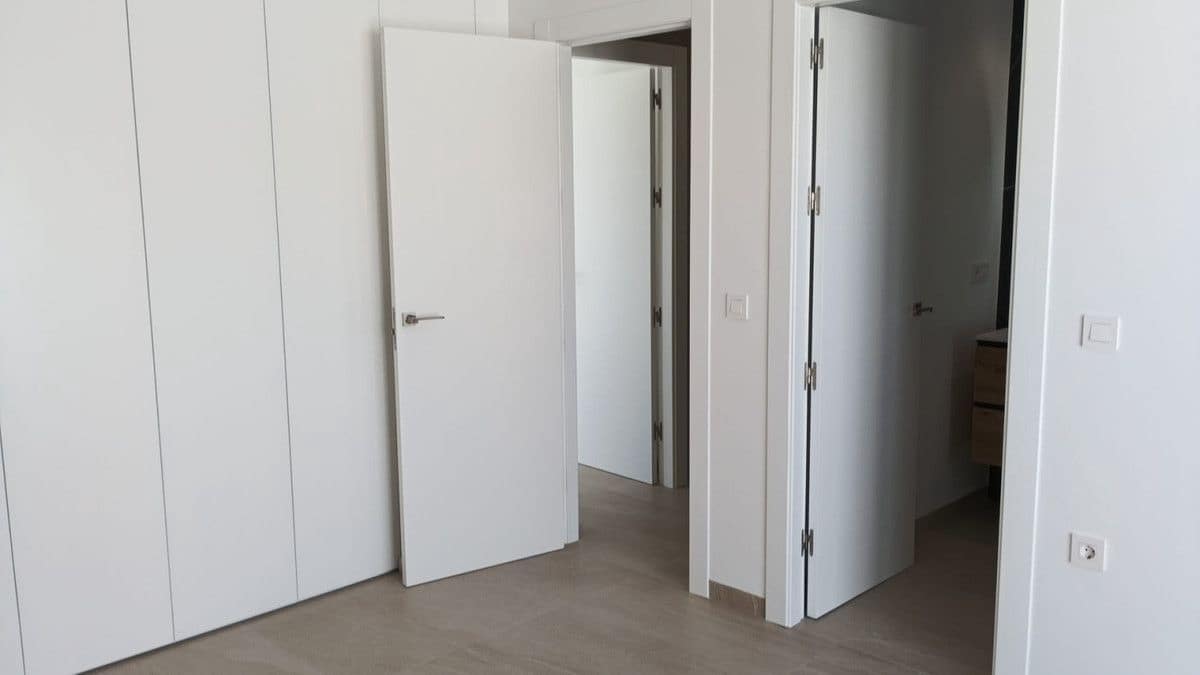 3 Zimmer Villa zu verkaufen in Pilar de la Horadada mit Pool - 594.000 € (Ref: 9992946)