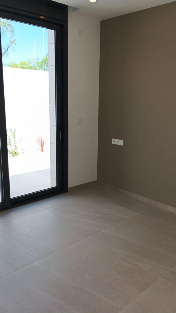 3 Zimmer Villa zu verkaufen in Pilar de la Horadada mit Pool - 594.000 € (Ref: 9992946)