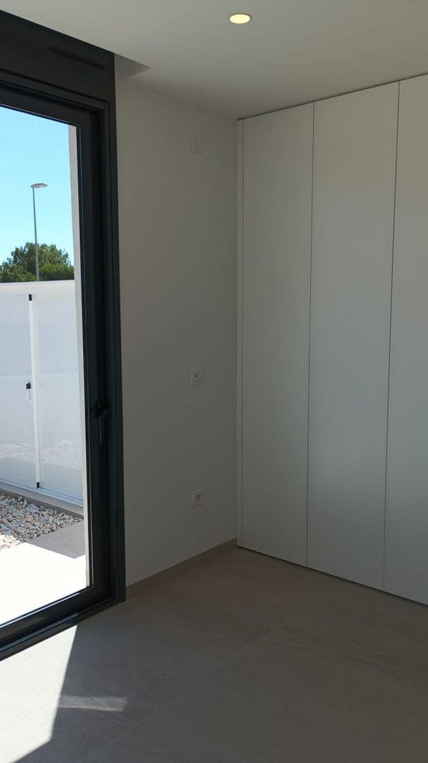 3 Zimmer Villa zu verkaufen in Pilar de la Horadada mit Pool - 594.000 € (Ref: 9992946)