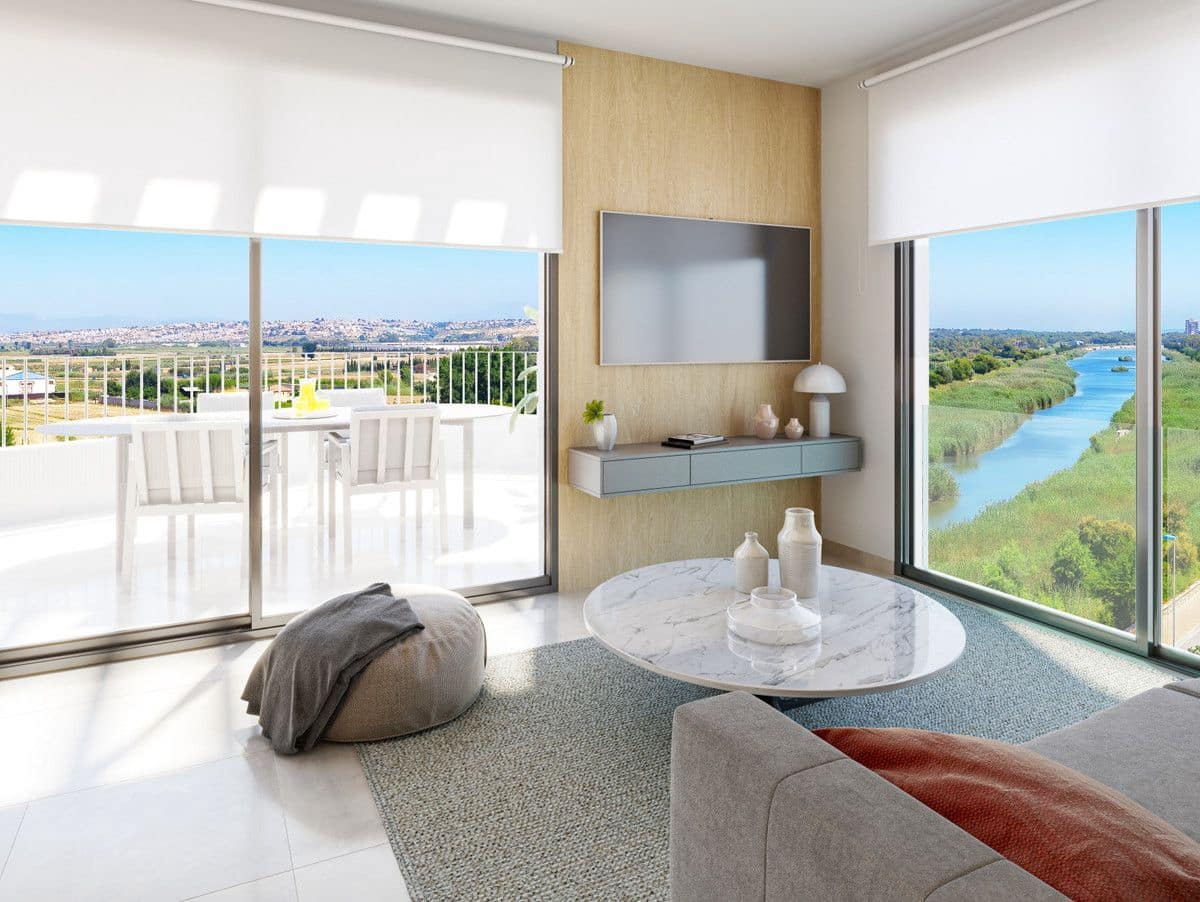 3 quarto Apartamento para venda em Guardamar del Segura com piscina - 750 000 € (Ref: 9992975)