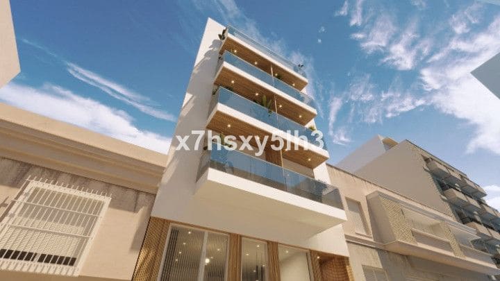 3 sypialnia Apartament na sprzedaż w Torrevieja z basenem - 560 000 € (Ref: 9993002)