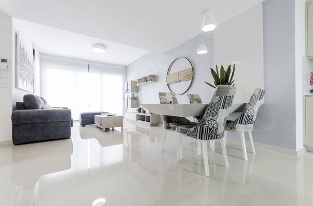 4 soverom Villa til salgs i San Miguel de Salinas med svømmebasseng - € 630 000 (Ref: 9993041)
