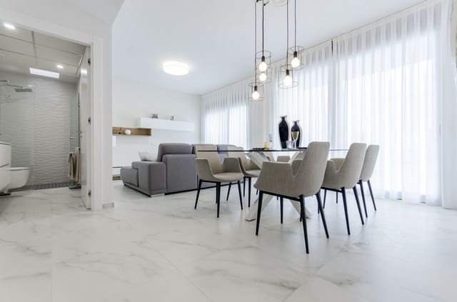 4 soverom Villa til salgs i San Miguel de Salinas med svømmebasseng - € 630 000 (Ref: 9993041)