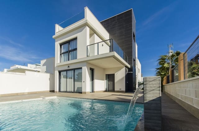 4 makuuhuone Huvila myytävänä paikassa San Miguel de Salinas mukana uima-altaan - 630 000 € (Ref: 9993041)