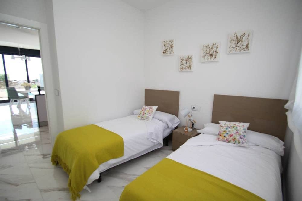 3 quarto Moradia para venda em San Miguel de Salinas com piscina - 875 000 € (Ref: 9993042)