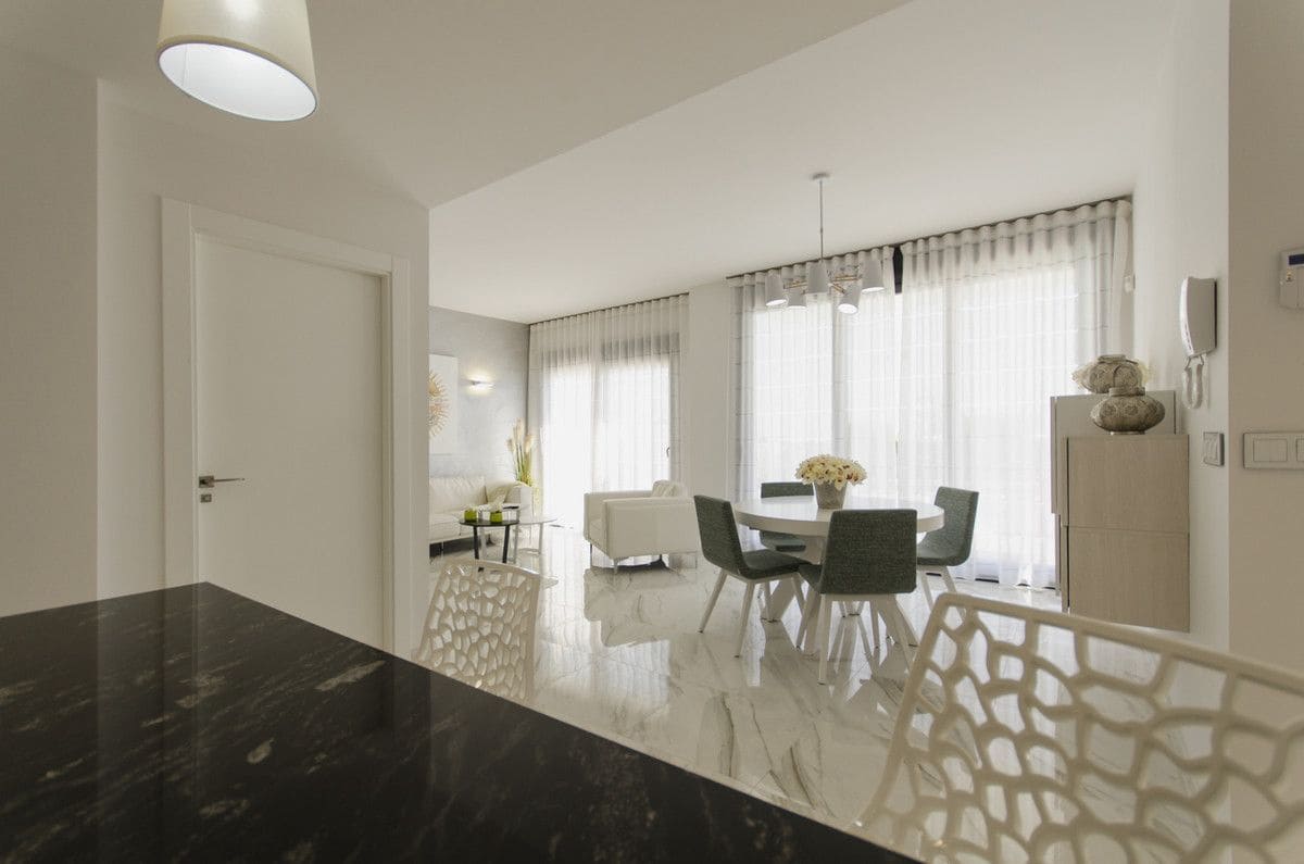 3 quarto Moradia para venda em San Miguel de Salinas com piscina - 875 000 € (Ref: 9993042)