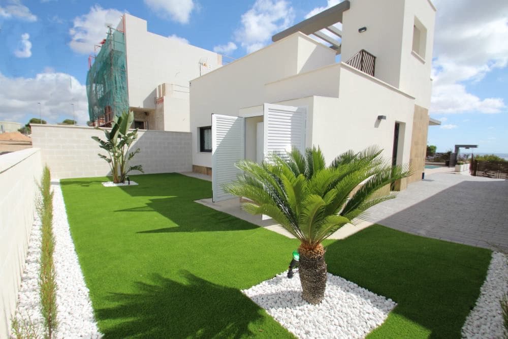 3 quarto Moradia para venda em San Miguel de Salinas com piscina - 875 000 € (Ref: 9993042)
