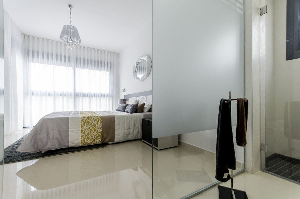 3 quarto Moradia para venda em San Miguel de Salinas com piscina - 875 000 € (Ref: 9993042)