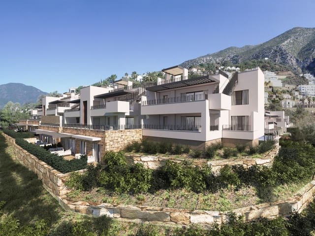 2 bedroom Apartment for sale in Istán with pool - € 460,000 (Ref: 9993045)