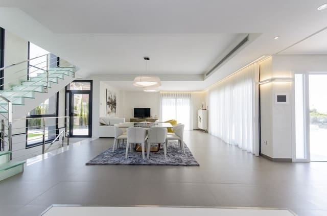4 soveværelse Villa til salg i Orihuela Costa, Orihuela med swimmingpool - € 1.195.000 (Ref: 9993064)