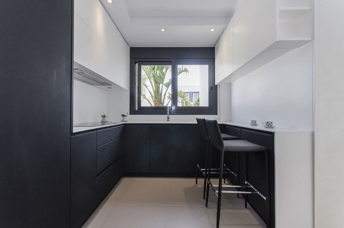 6 sypialnia Willa na sprzedaż w Orihuela Costa z basenem - 1 780 000 € (Ref: 9993065)