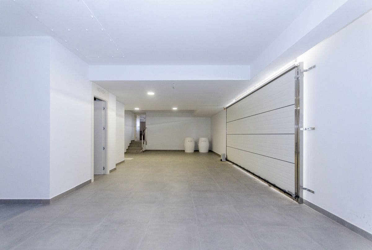 6 sypialnia Willa na sprzedaż w Orihuela Costa z basenem - 1 780 000 € (Ref: 9993065)