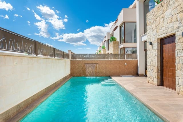 3 soveværelse Villa til salg i Los Montesinos med swimmingpool - € 485.000 (Ref: 9993069)