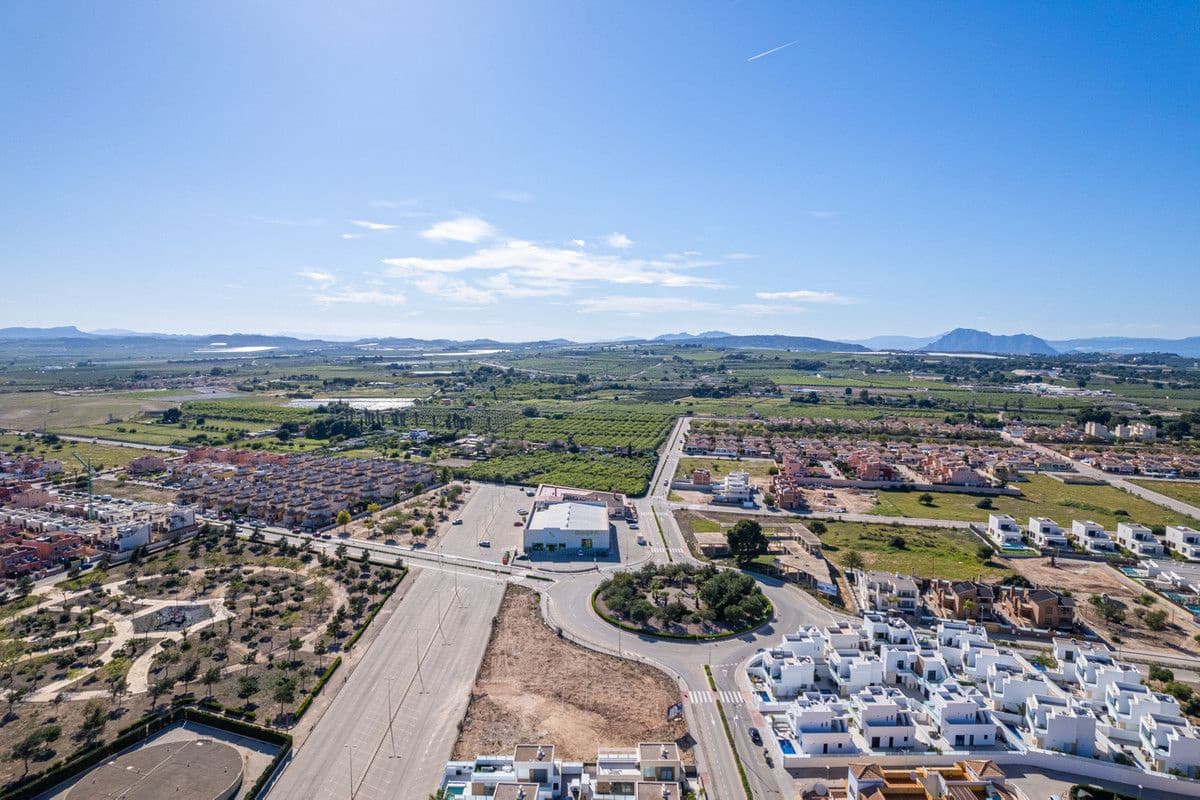 3 soveværelse Villa til salg i Los Montesinos med swimmingpool - € 485.000 (Ref: 9993069)