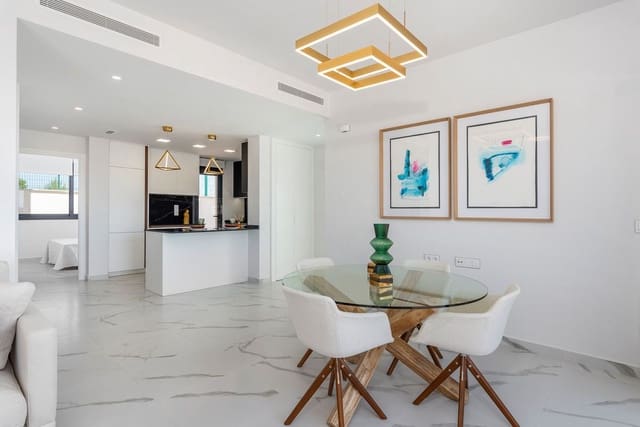 2 soveværelse Villa til salg i San Miguel de Salinas med swimmingpool - € 339.000 (Ref: 9993071)