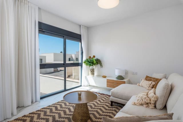 2 soveværelse Villa til salg i San Miguel de Salinas med swimmingpool - € 339.000 (Ref: 9993071)