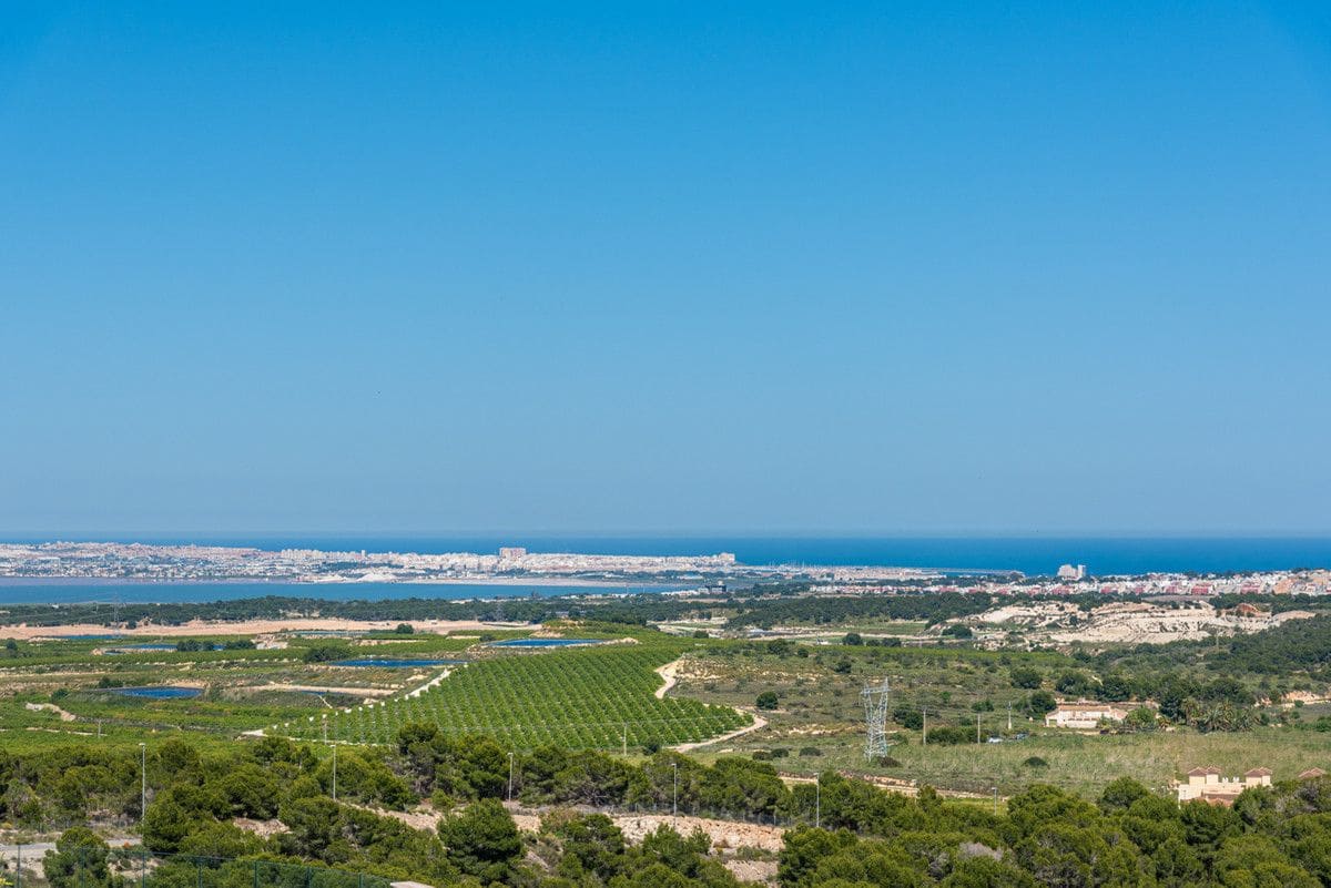 2 soveværelse Villa til salg i San Miguel de Salinas med swimmingpool - € 339.000 (Ref: 9993071)