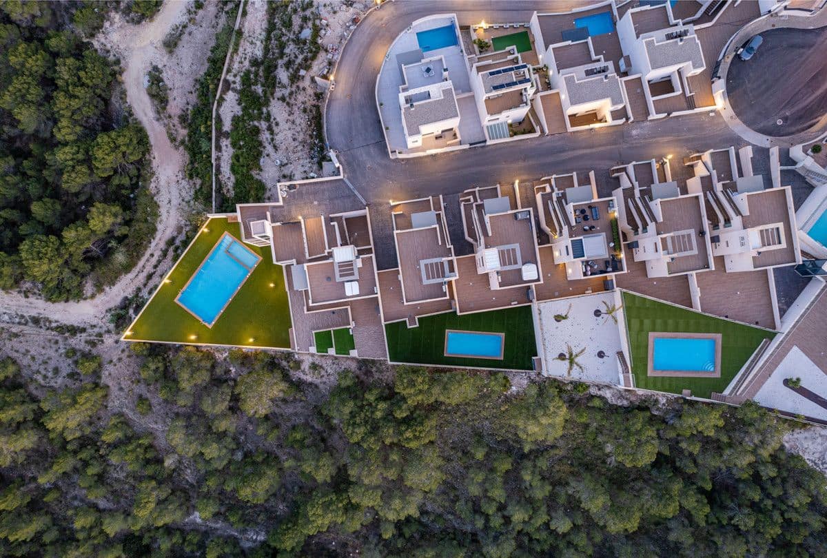 2 soveværelse Villa til salg i San Miguel de Salinas med swimmingpool - € 339.000 (Ref: 9993071)