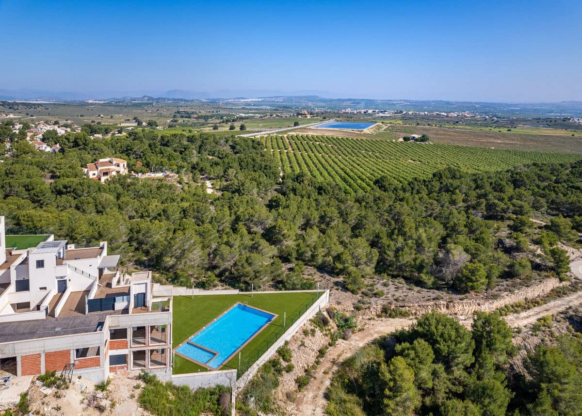 2 soveværelse Villa til salg i San Miguel de Salinas med swimmingpool - € 339.000 (Ref: 9993071)