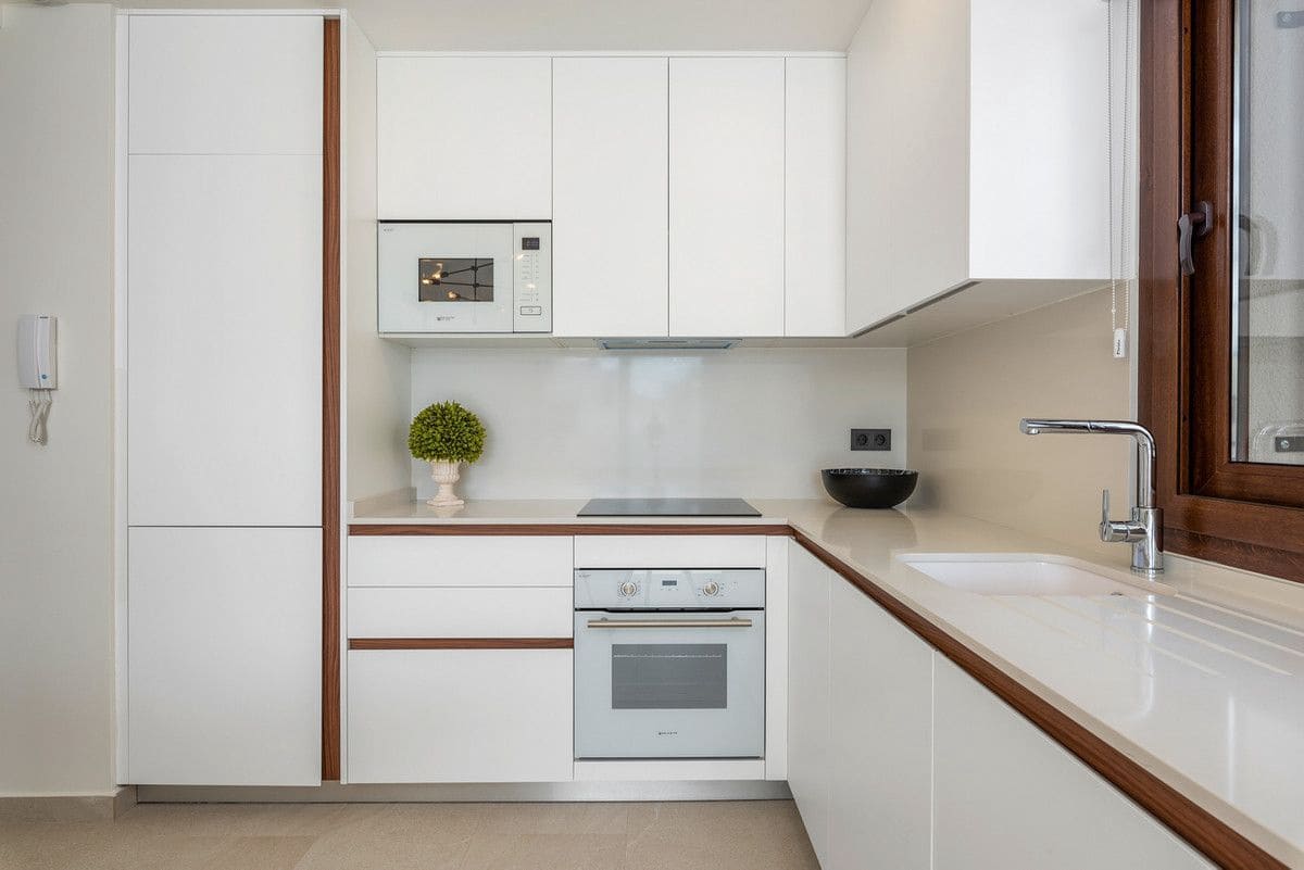 3 makuuhuone Huoneisto myytävänä paikassa Orihuela Costa mukana uima-altaan - 310 000 € (Ref: 9993072)