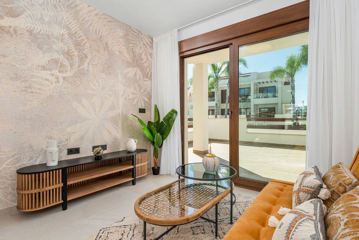 2 quarto Apartamento para venda em Orihuela Costa com piscina - 300 000 € (Ref: 9993073)