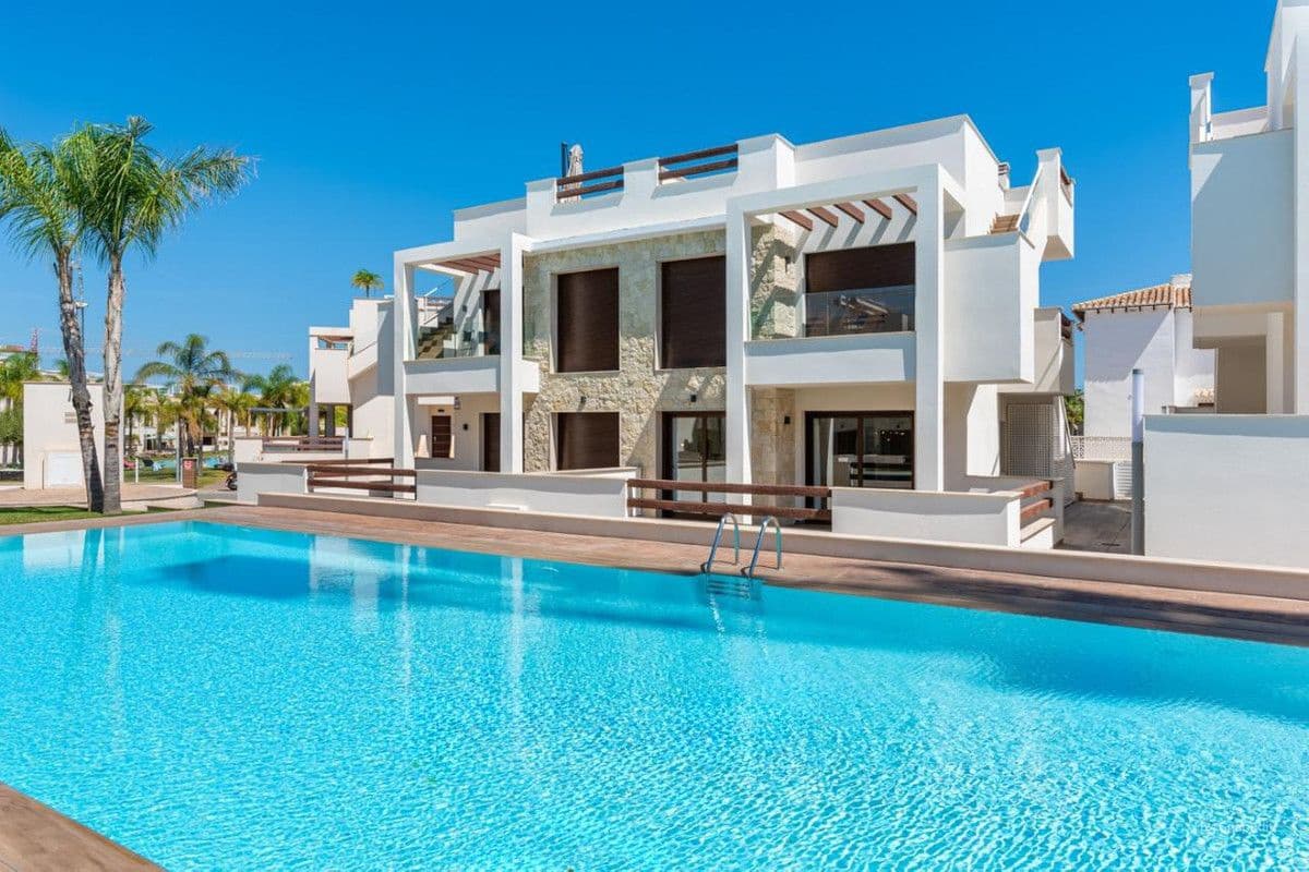 3 Zimmer Apartment zu verkaufen in Orihuela Costa mit Pool - 310.000 € (Ref: 9993074)
