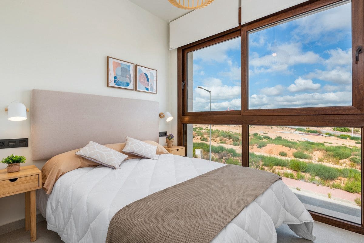 3 Zimmer Apartment zu verkaufen in Orihuela Costa mit Pool - 310.000 € (Ref: 9993074)