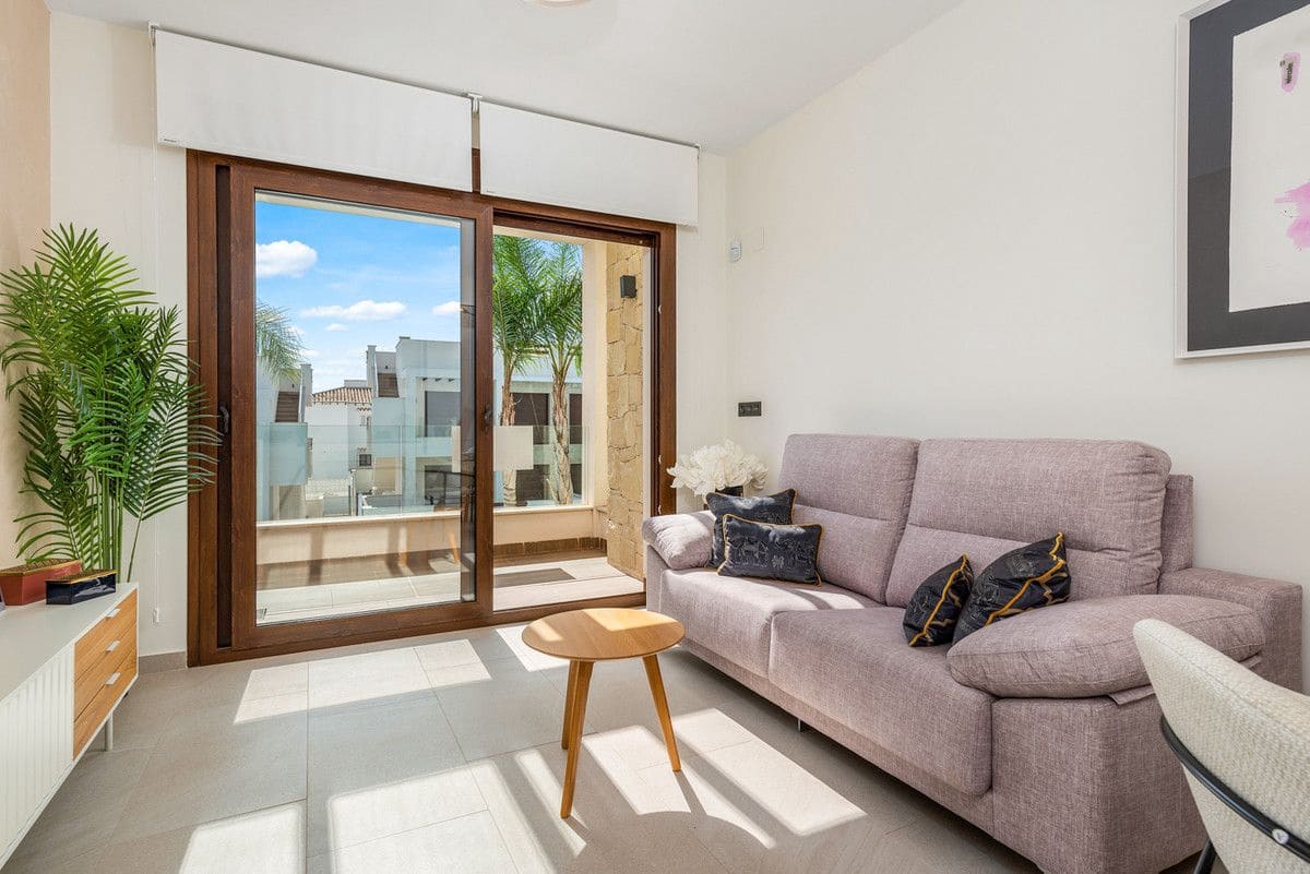 3 Zimmer Apartment zu verkaufen in Orihuela Costa mit Pool - 310.000 € (Ref: 9993074)