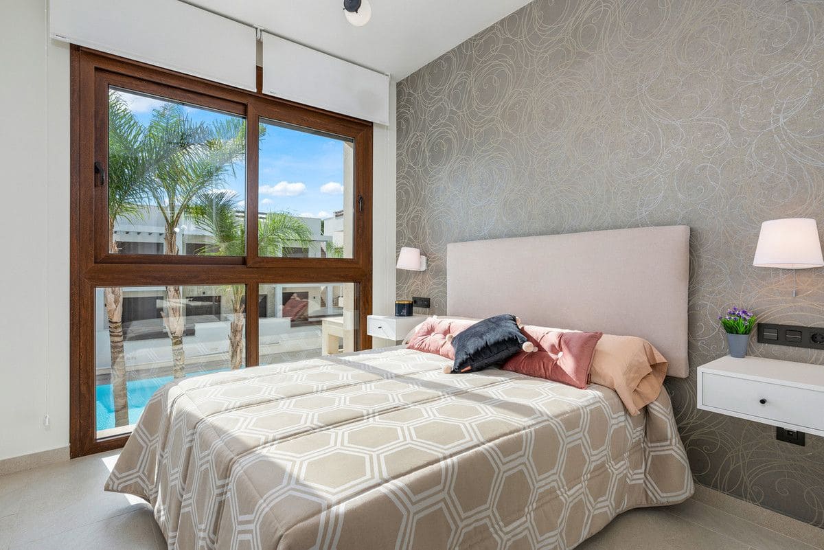 3 Zimmer Apartment zu verkaufen in Orihuela Costa mit Pool - 310.000 € (Ref: 9993074)