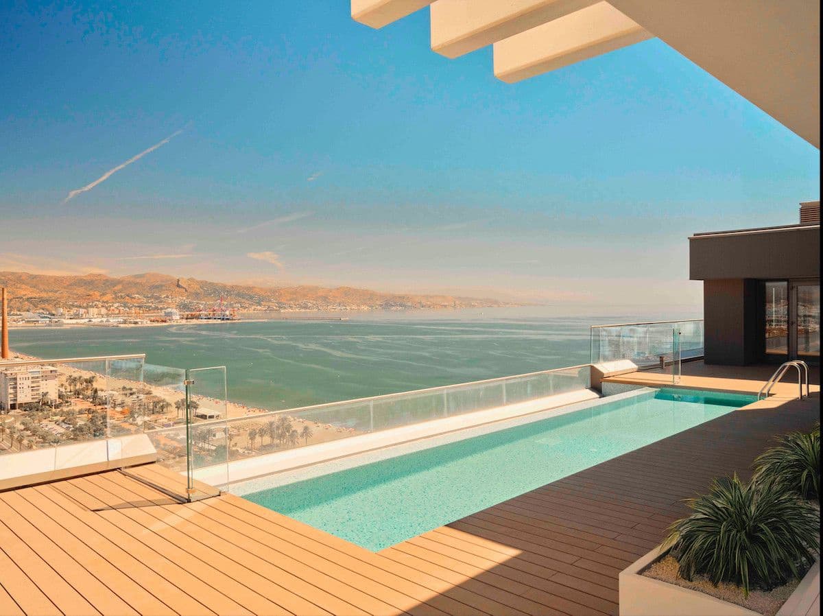 4 sovrum Lägenhet till salu i Malaga stad med pool - 4 408 000 € (Ref: 9993095)