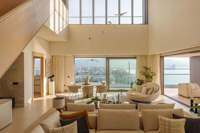 4 sovrum Lägenhet till salu i Pacifico, Málaga stad med pool - 4 408 000 € (Ref: 9993095)