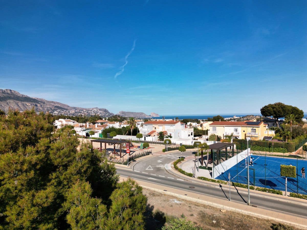 3 slaapkamer Appartement te koop in Alfaz del Pi / L'Alfas del Pi met zwembad - € 467.000 (Ref: 9993132)