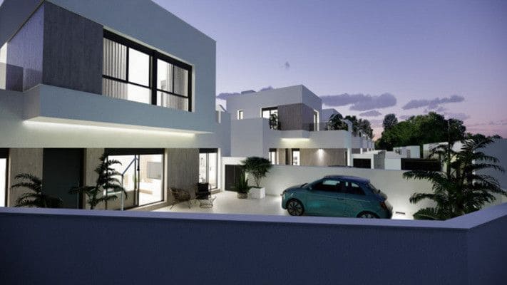Chalet de 3 habitaciones en San Fulgencio en venta con piscina - 365.000 € (Ref: 9993134)