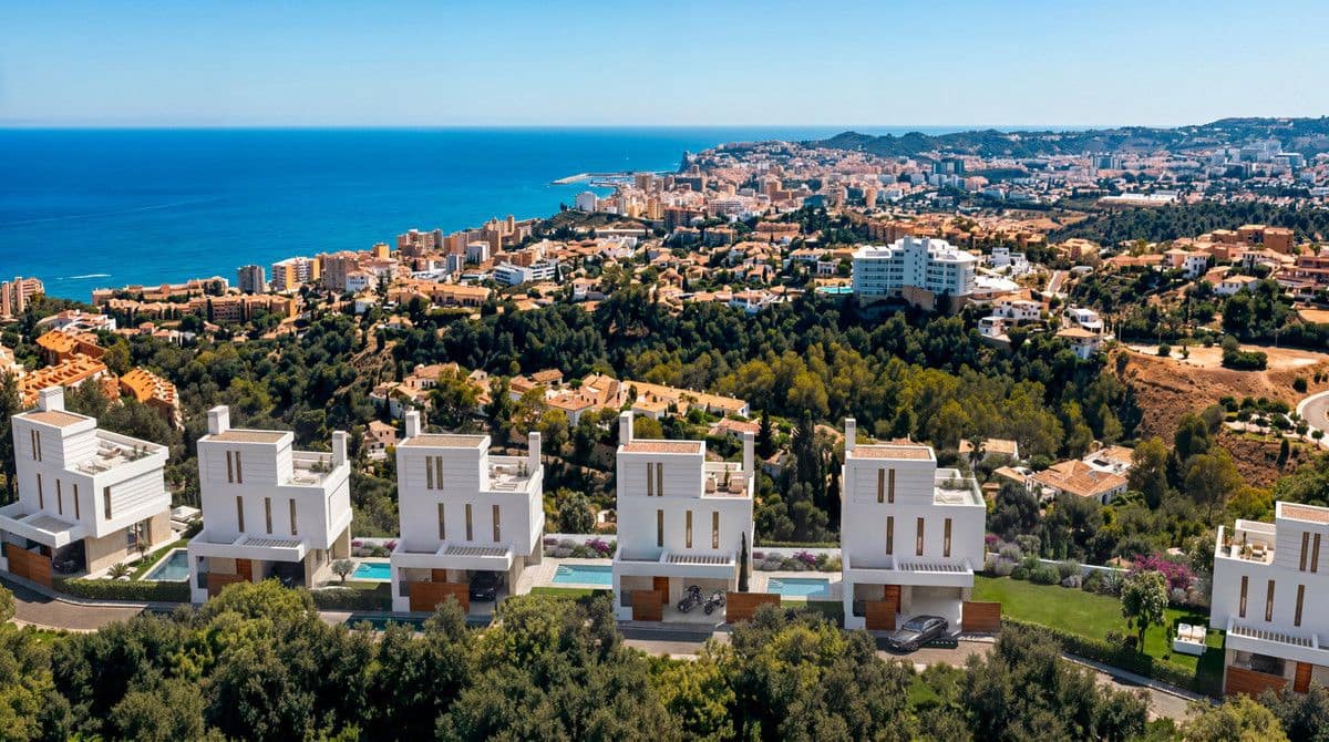 2 sovrum Villa till salu i Fuengirola med pool - 850 000 € (Ref: 9993144)
