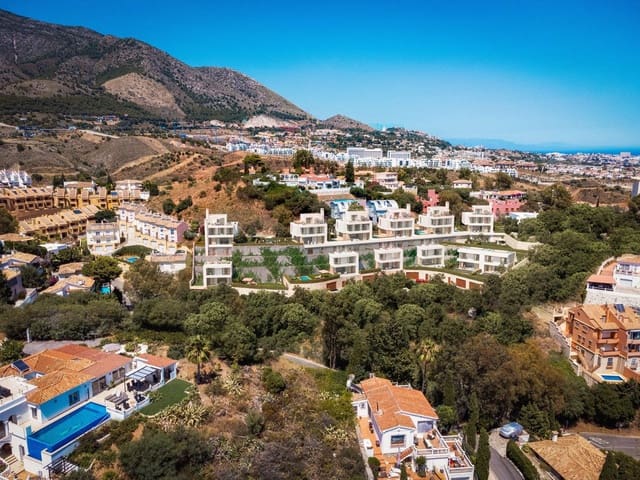 2 quarto Moradia para venda em Fuengirola com piscina - 850 000 € (Ref: 9993144)