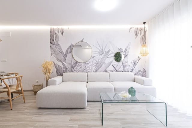 Apartamento de 2 habitaciones en La Manga del Mar Menor en venta con piscina - 260.560 € (Ref: 9993165)