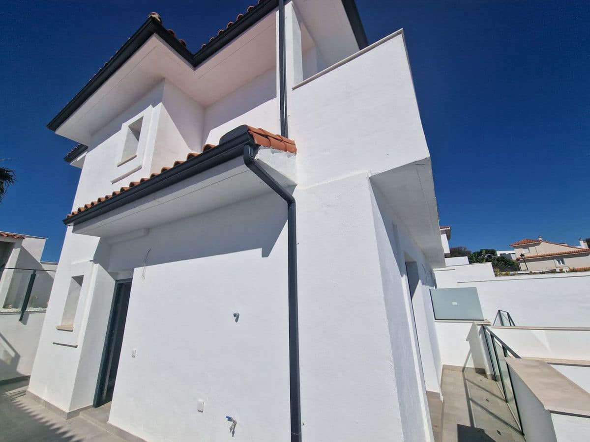 3 quarto Moradia para venda em Manilva - 489 000 € (Ref: 9993170)